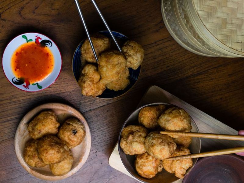 Baked turkey meatballs with dip