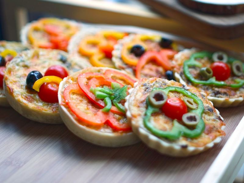 Mini pita pizzas